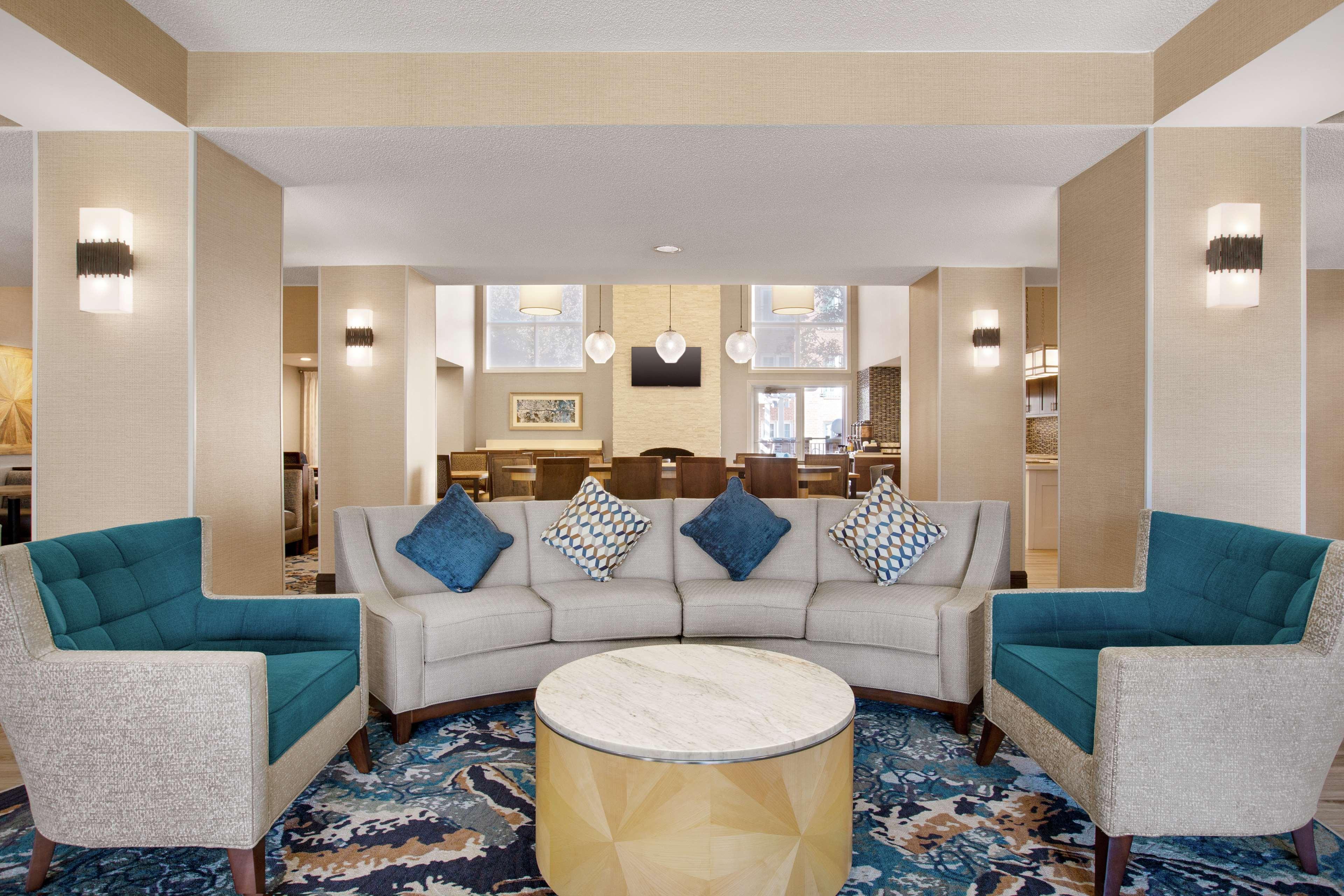 Homewood Suites By Hilton Kansas City Airport Εξωτερικό φωτογραφία