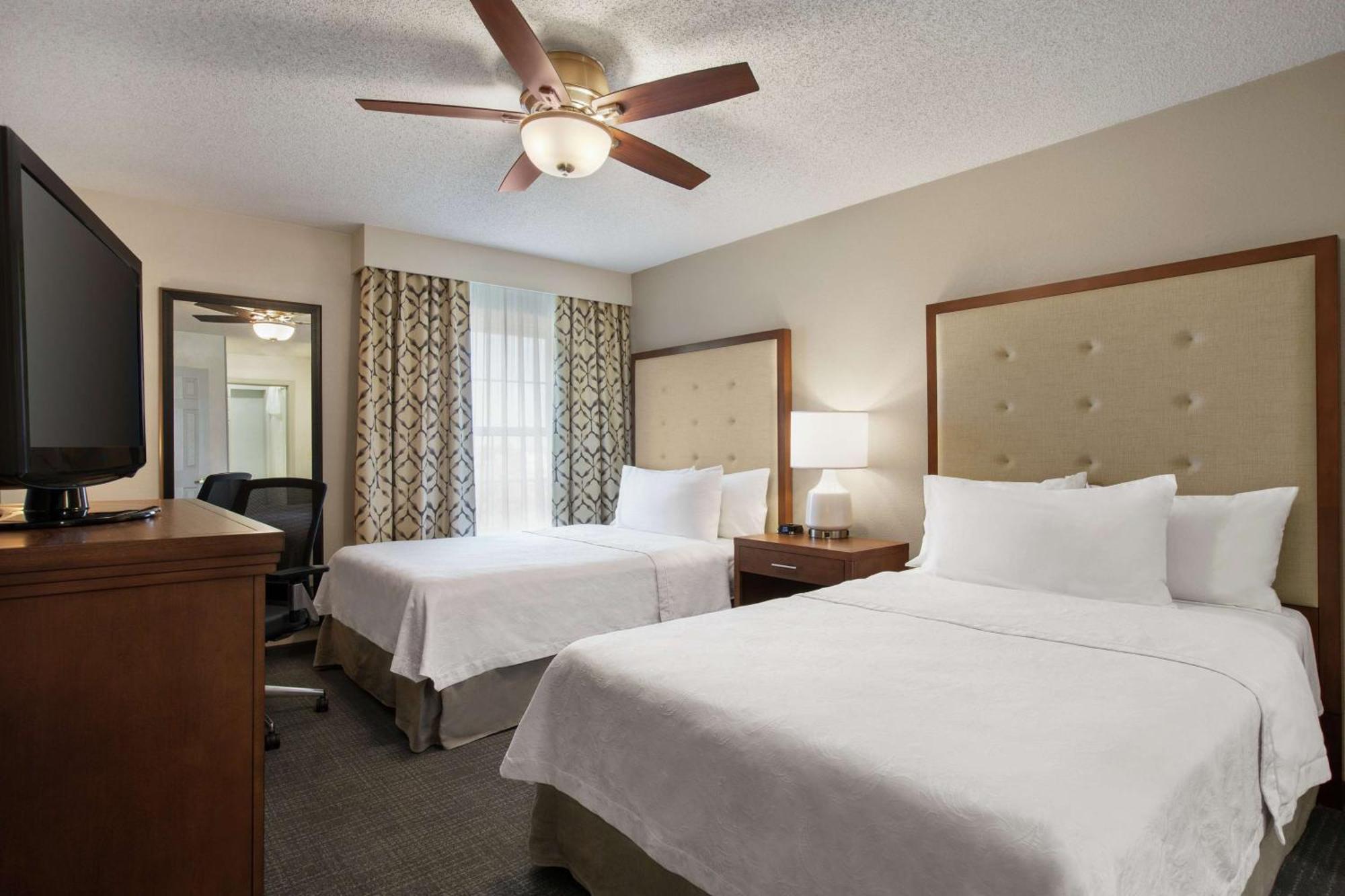 Homewood Suites By Hilton Kansas City Airport Εξωτερικό φωτογραφία