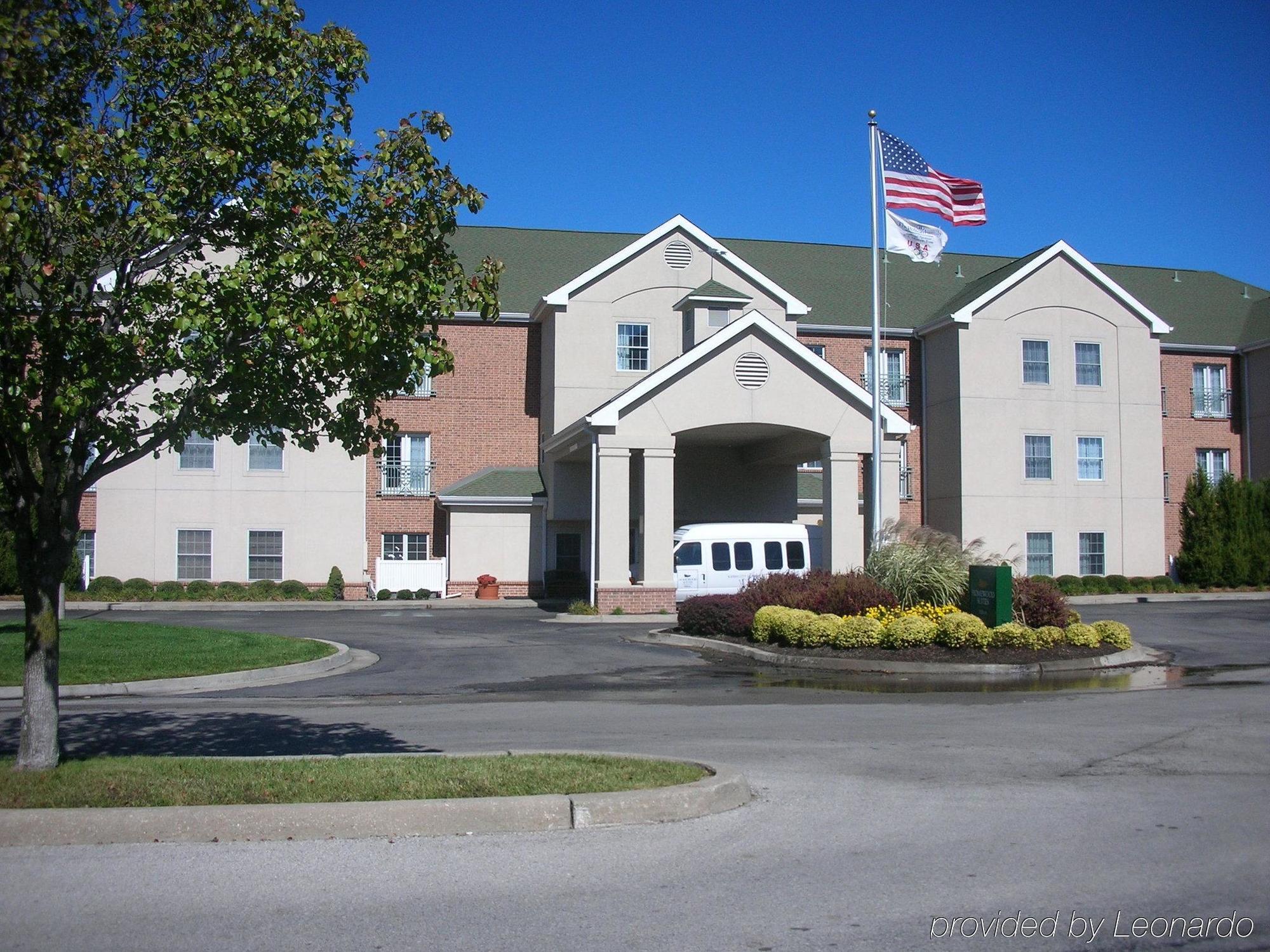 Homewood Suites By Hilton Kansas City Airport Εξωτερικό φωτογραφία