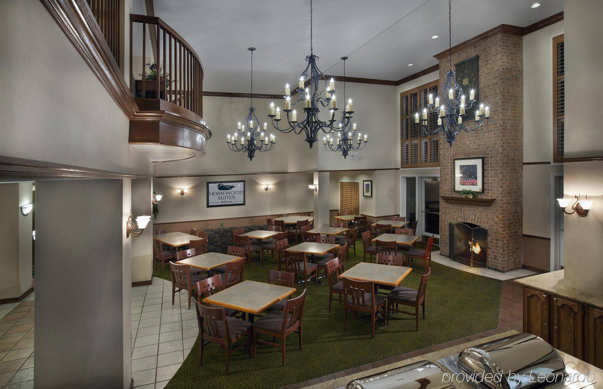 Homewood Suites By Hilton Kansas City Airport Εξωτερικό φωτογραφία